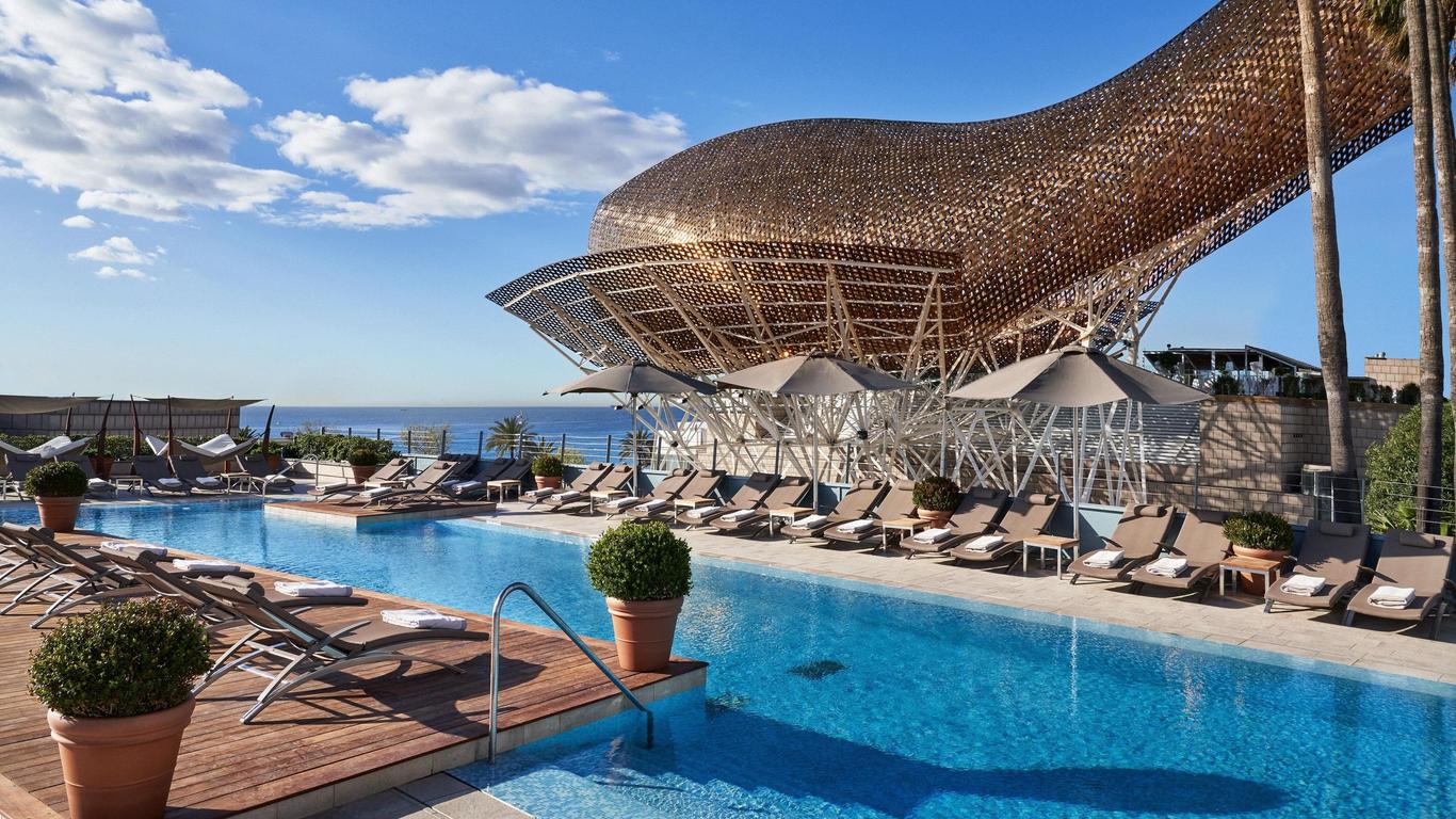 Hotel Arts